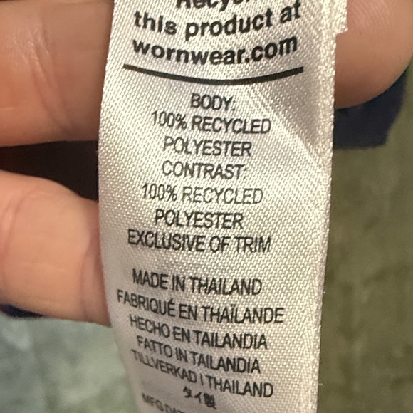 Patagonia Warm and Cozy Navy and Red Fleece Pullover - Picture 5 of 7